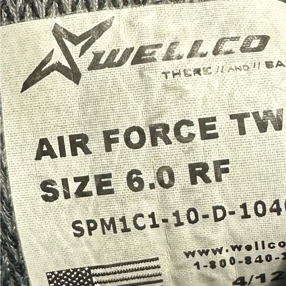 WELLCO AIR F Men’s  Tactical Boots - Gray size 6 pre owned  Exellent condition.